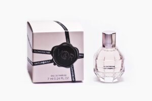 bxflow021.jpg Flowerbomb V&r by Viktor & Rolf, 0.24 oz Eau De Parfum Mini for Women